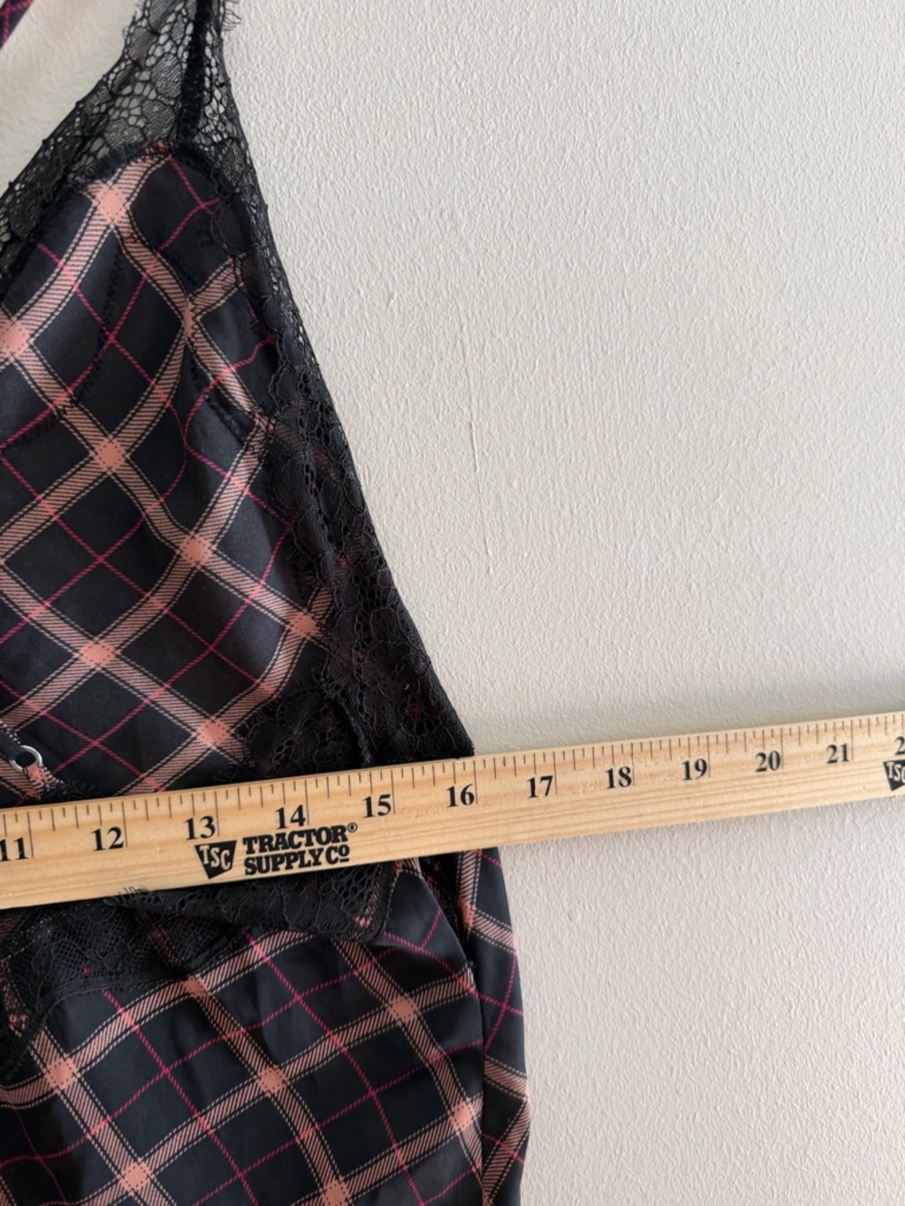 Victoria's Secret plaid slip/dress feminine adjustable straps size large - Picture 9 of 9